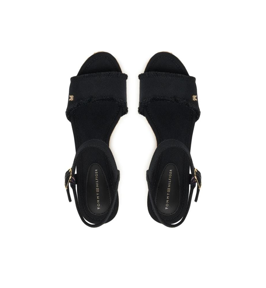 Pumps mit Keilabsatz und Logo-Emblem – Schwarz