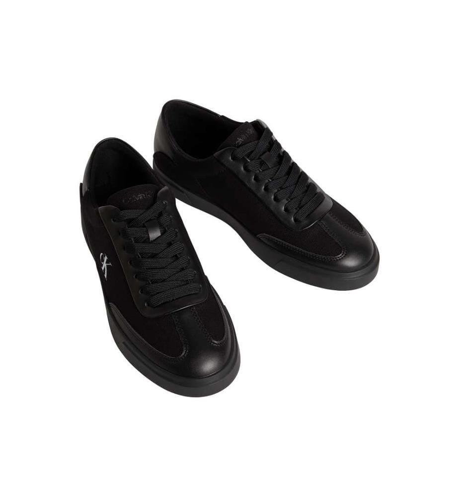 Canvas sneakers - triple black