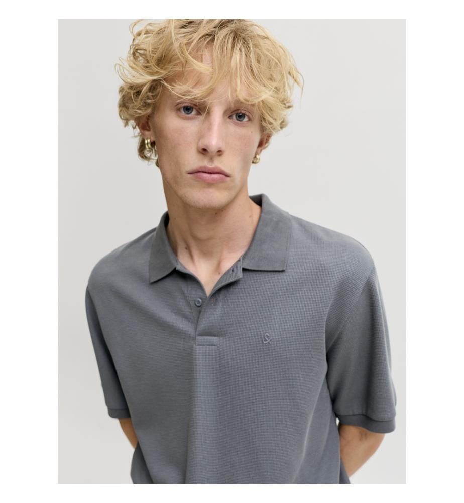 Polo – Turbulence