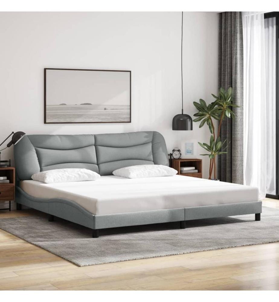 Bettgestell ohne Matratze "Hvar" Hellgrau 200x200 cm Stoff