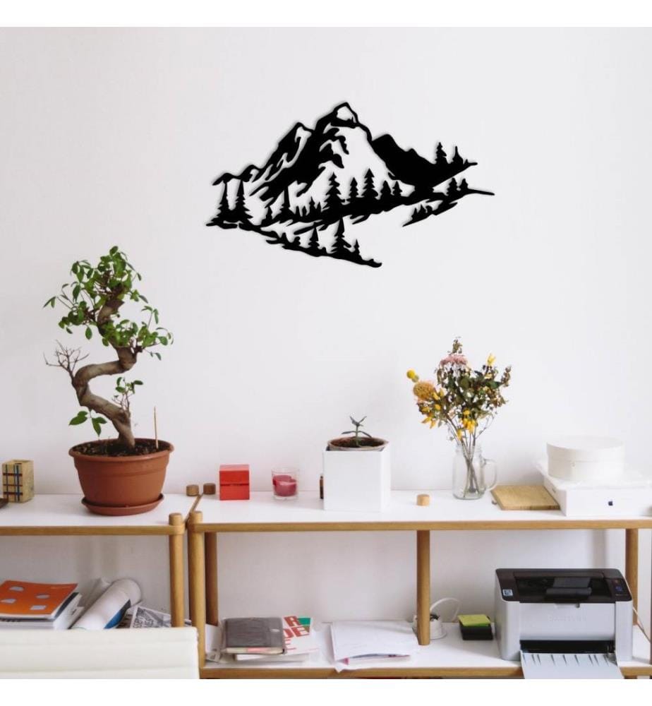 Decorative Metal Wall Accessory, Black, Metal