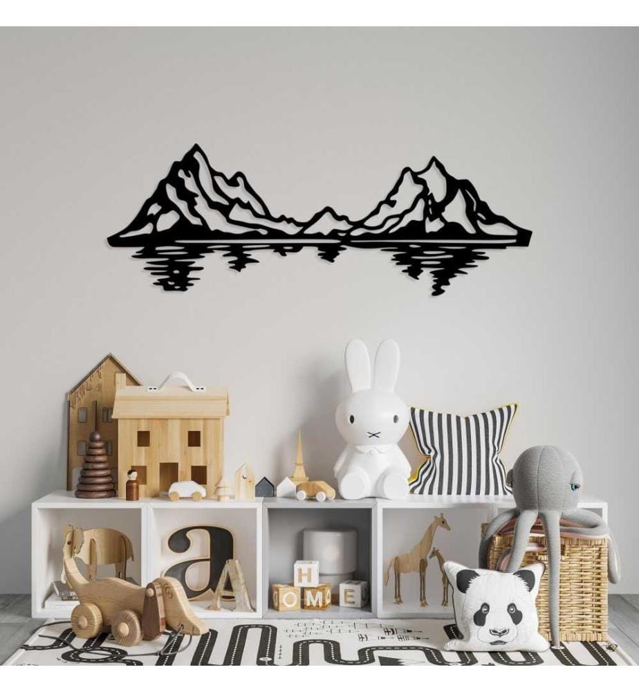 Decorative Metal Wall Accessory, Black, Metal