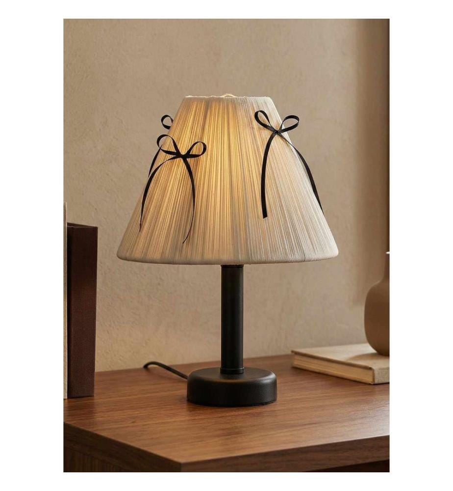 Lampe de table, corps en métal, crème, noir