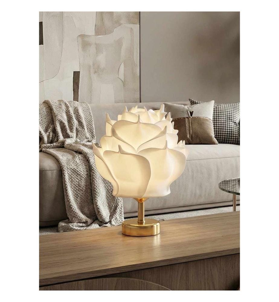 Lampe de table, corps en métal, blanc, or brillant