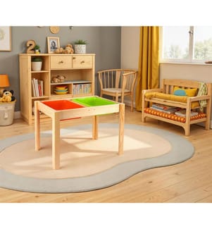 Tavolino per bambini, in rovere, 100% legno massello di pino.