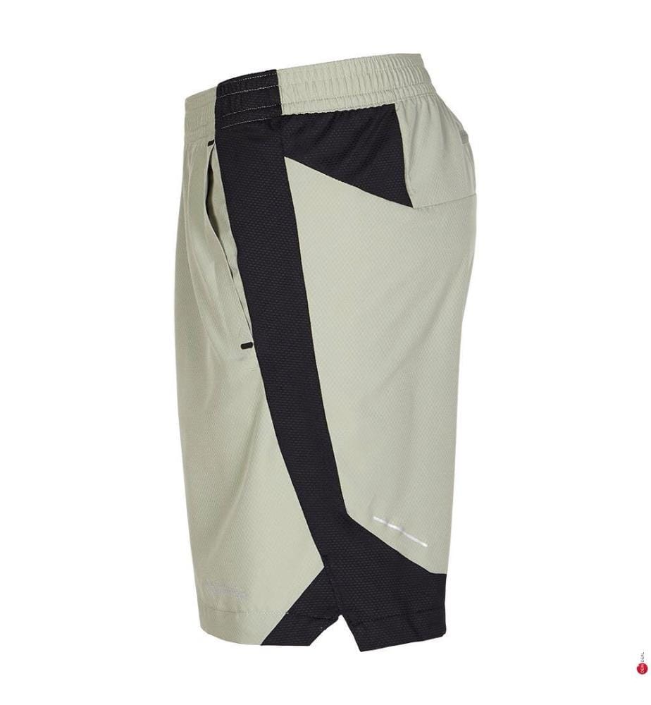 Drei Pitch™ Shorts