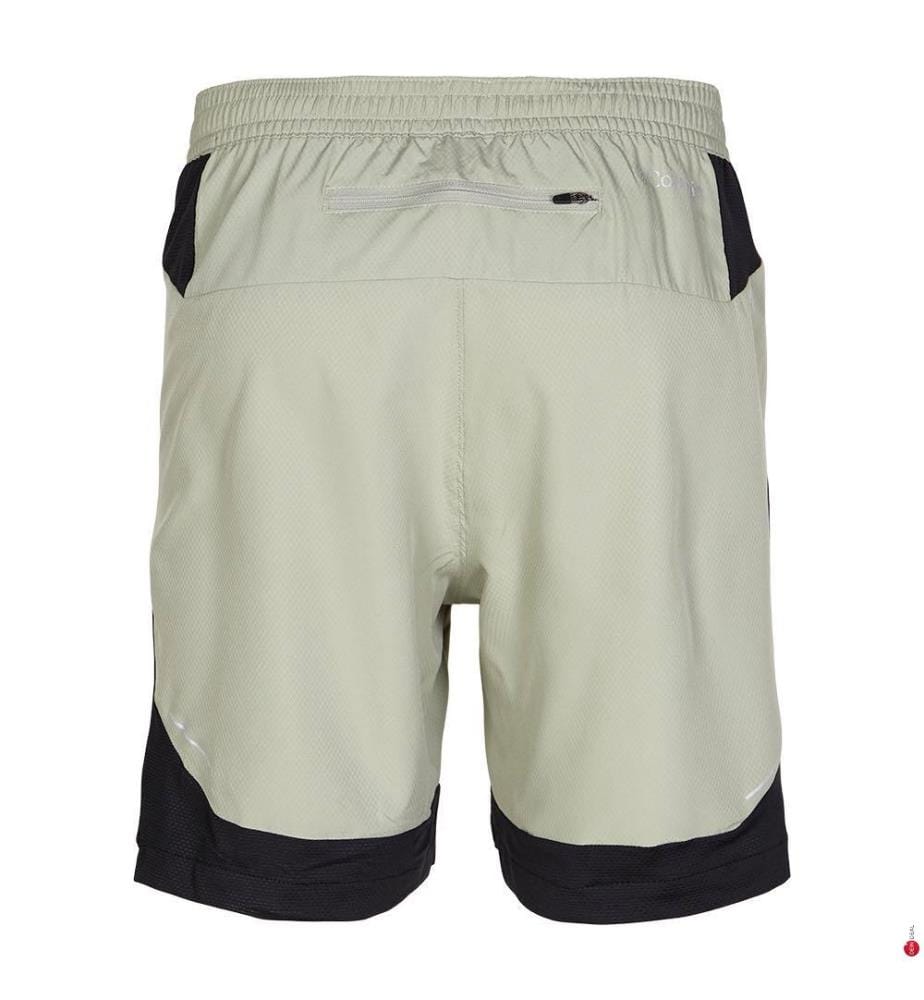 Drei Pitch™ Shorts