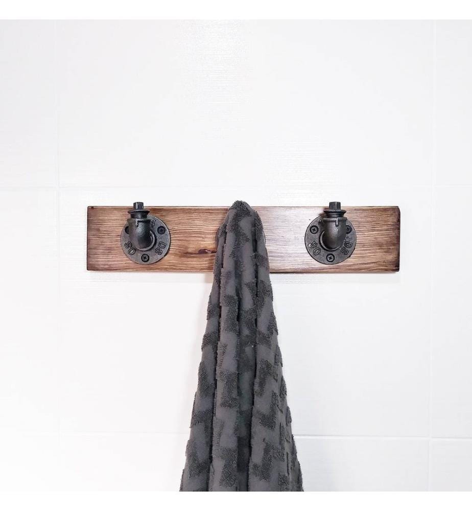 Gancio per tubo, noce nero, legno di abete rosso, tubo di metallo