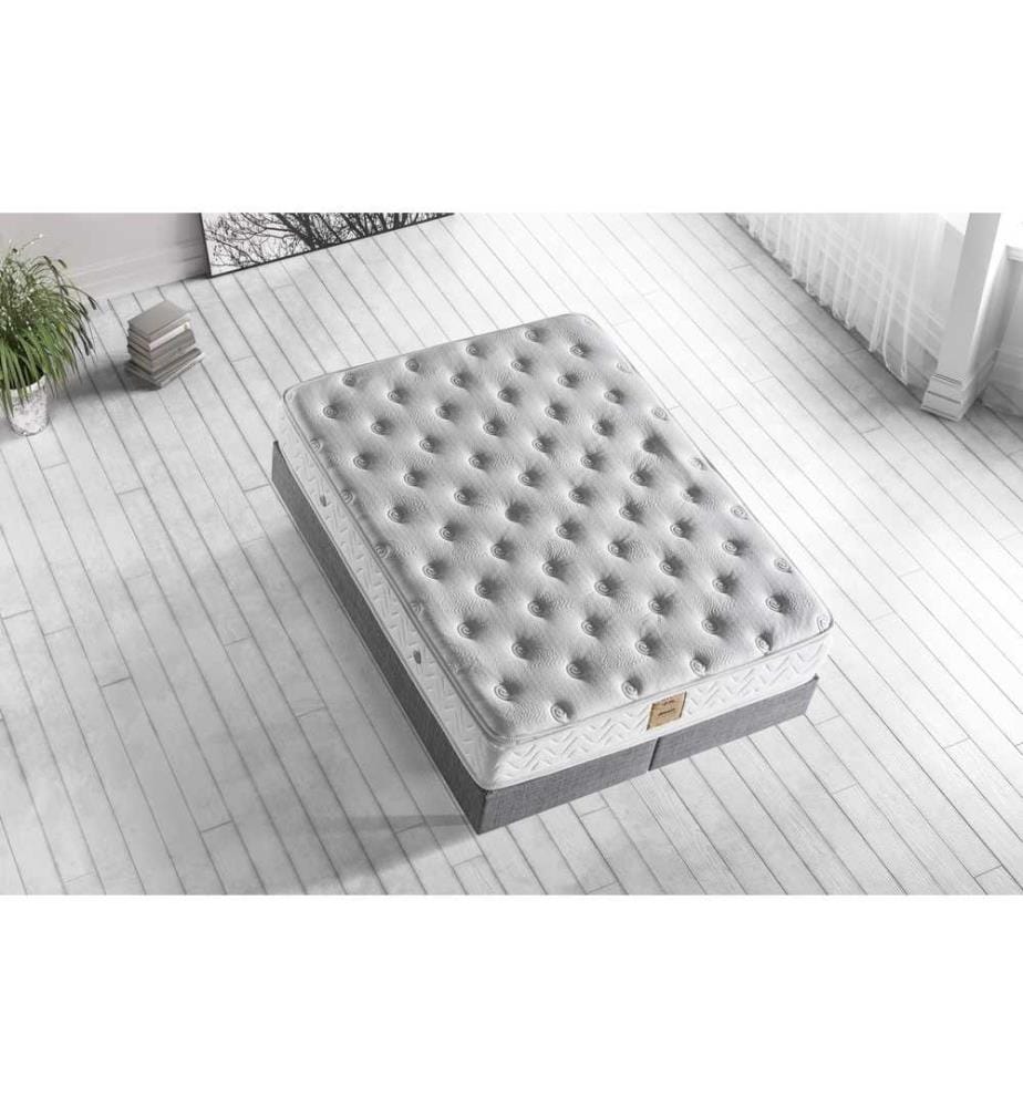 Materasso, bianco, rivestimento in tessuto speciale a maglia, doppia imbottitura