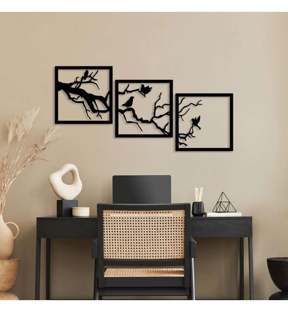 Decorative Metal Wall Accessory, Black, Metal Body