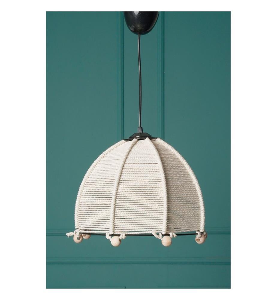 Lustre, blanc, corps en métal, capuchon en corde macramé