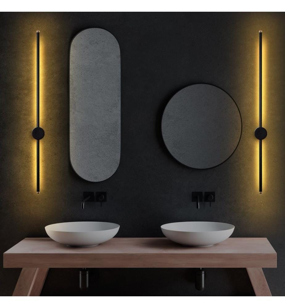 Lampe murale, noire, corps en métal, socle en métal