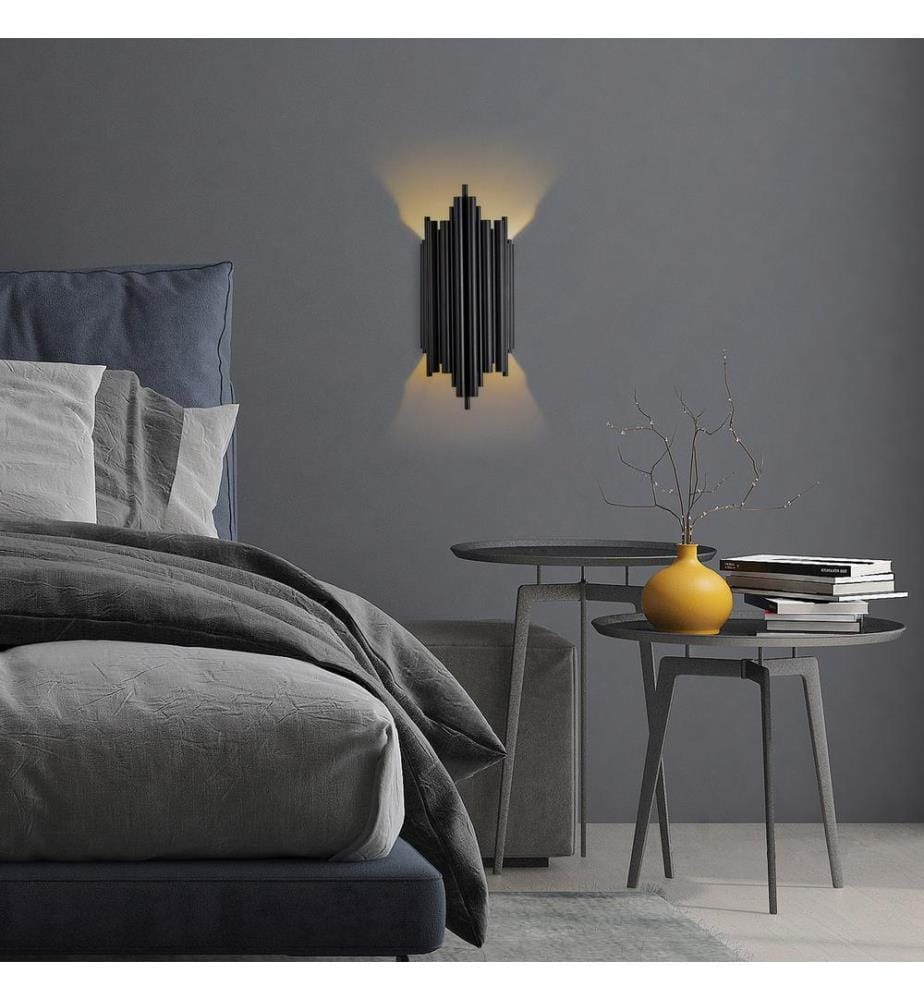 Wandlampe, Schwarz, Metallkörper