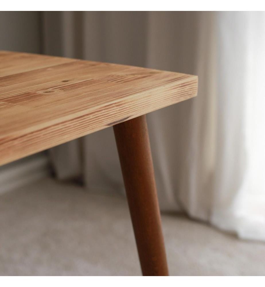 Bureau d'étude, chêne, pin, bois massif, matériau des pieds