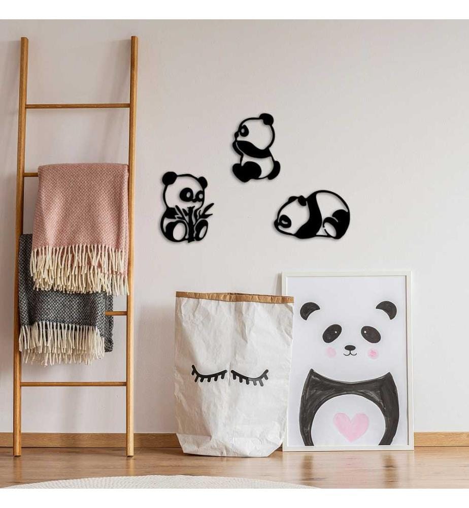 Decorative Metal Wall Accessory, Black, Metal