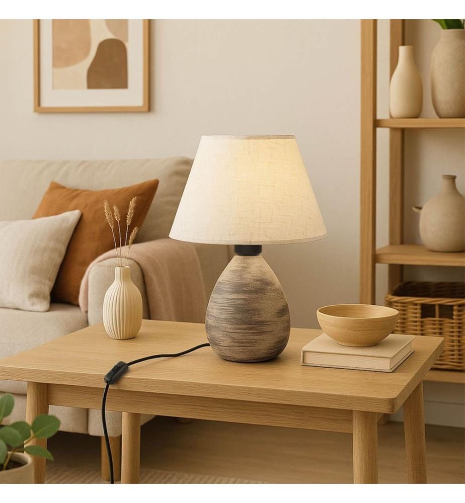 Tischlampe, cremefarben, Keramikkörper, Stoffkappe