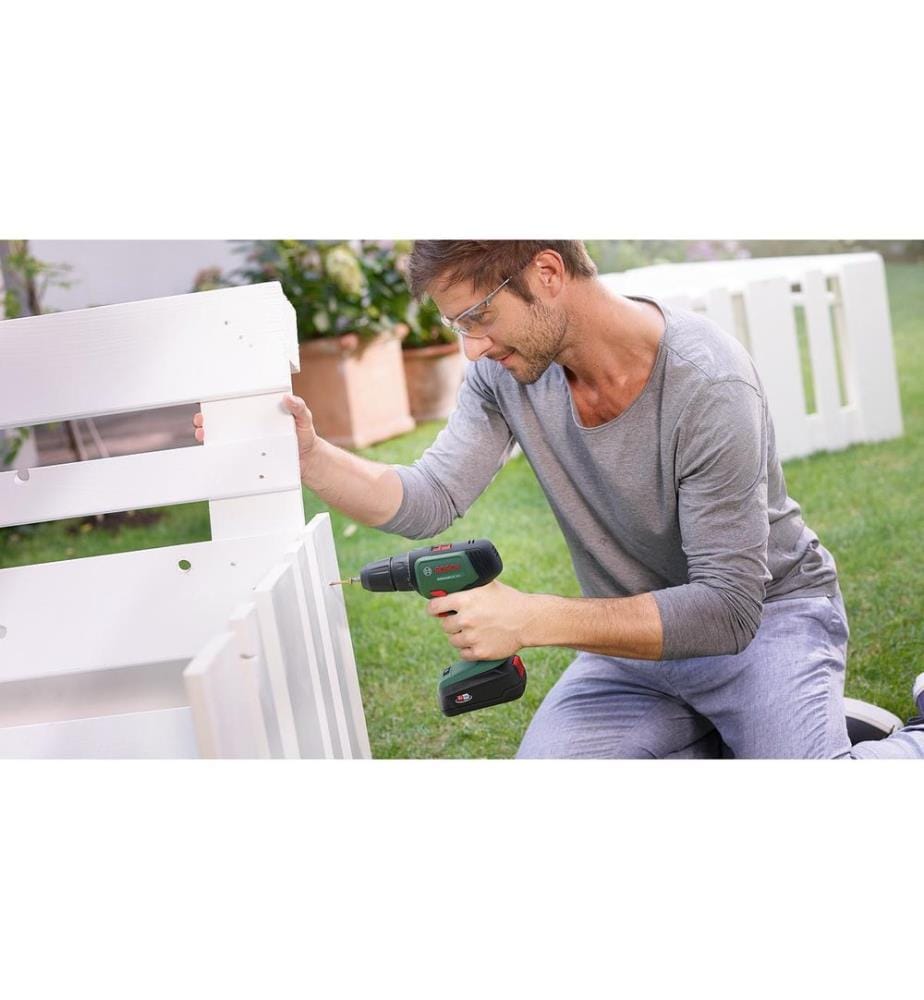 BOSCH - Akku-Bohrschrauber UniversalDrill 18 V Kit