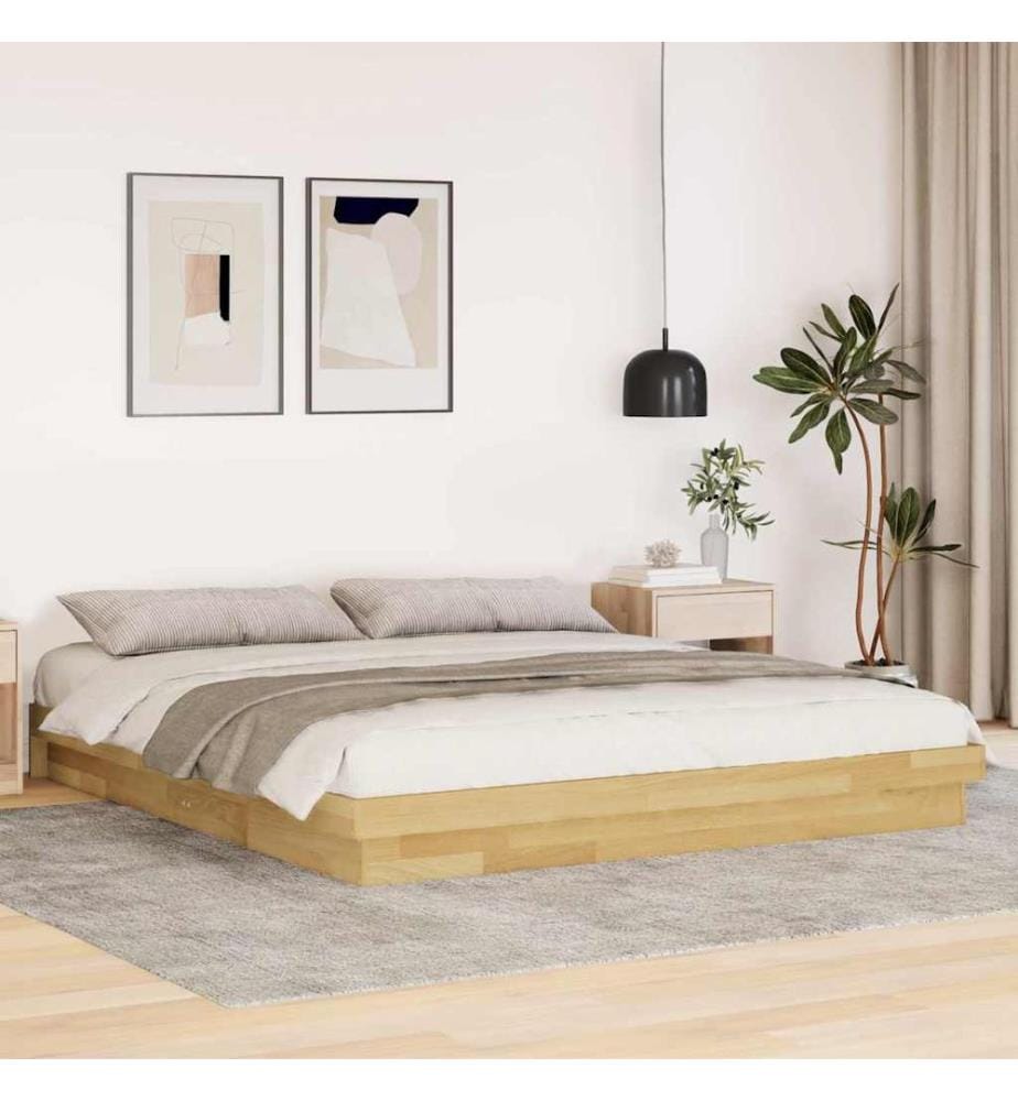 Cadre de lit sans matelas 200 x 200 cm en bois massif de chêne