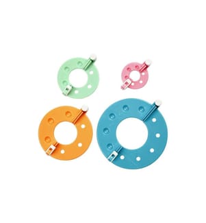 Modèle Pompon 3.5 + 5.5 + 7 + 9 cm 4 pièces