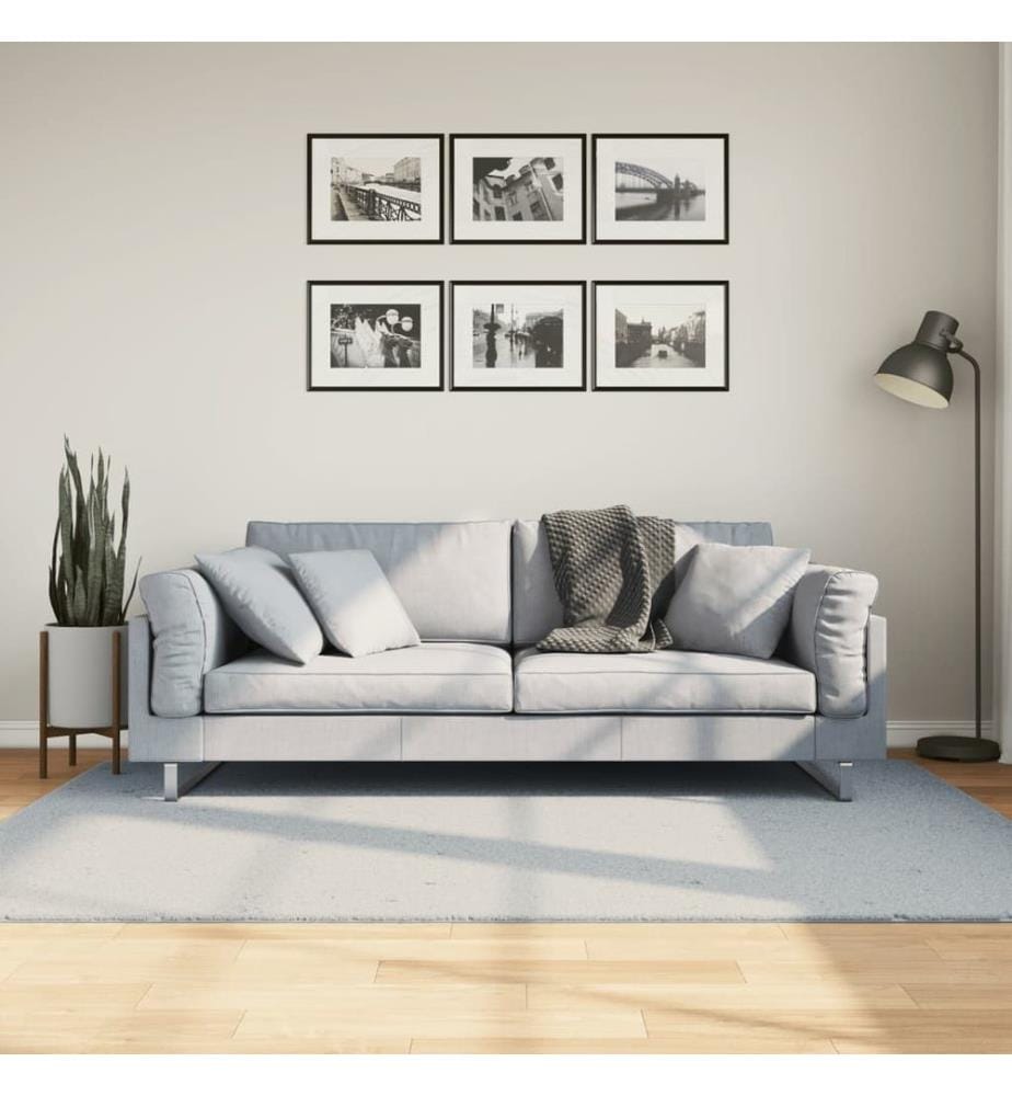 Tapis HUARTE à poils courts doux et lavable bleu 140x200 cm