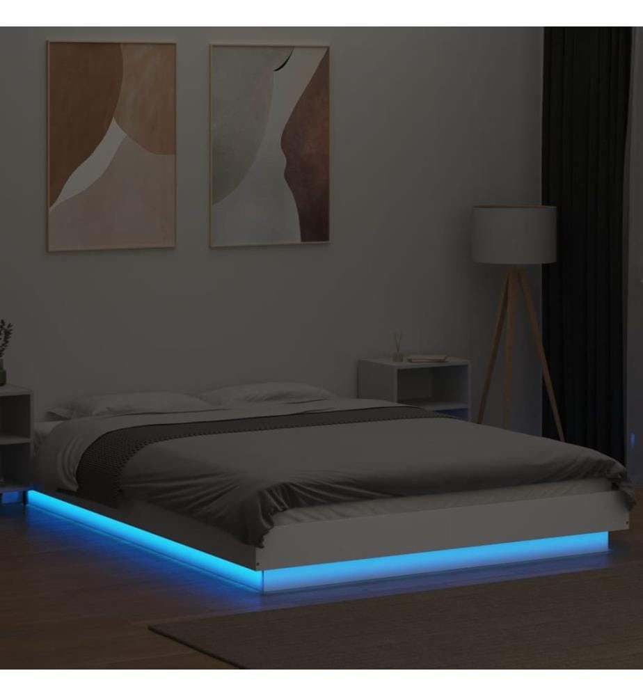 Bettgestell mit LED Weiss 140x200 cm Holzwerkstoff
