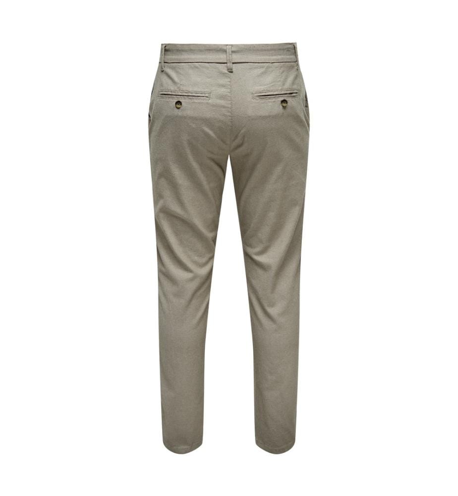 Hose - gefallener Fels