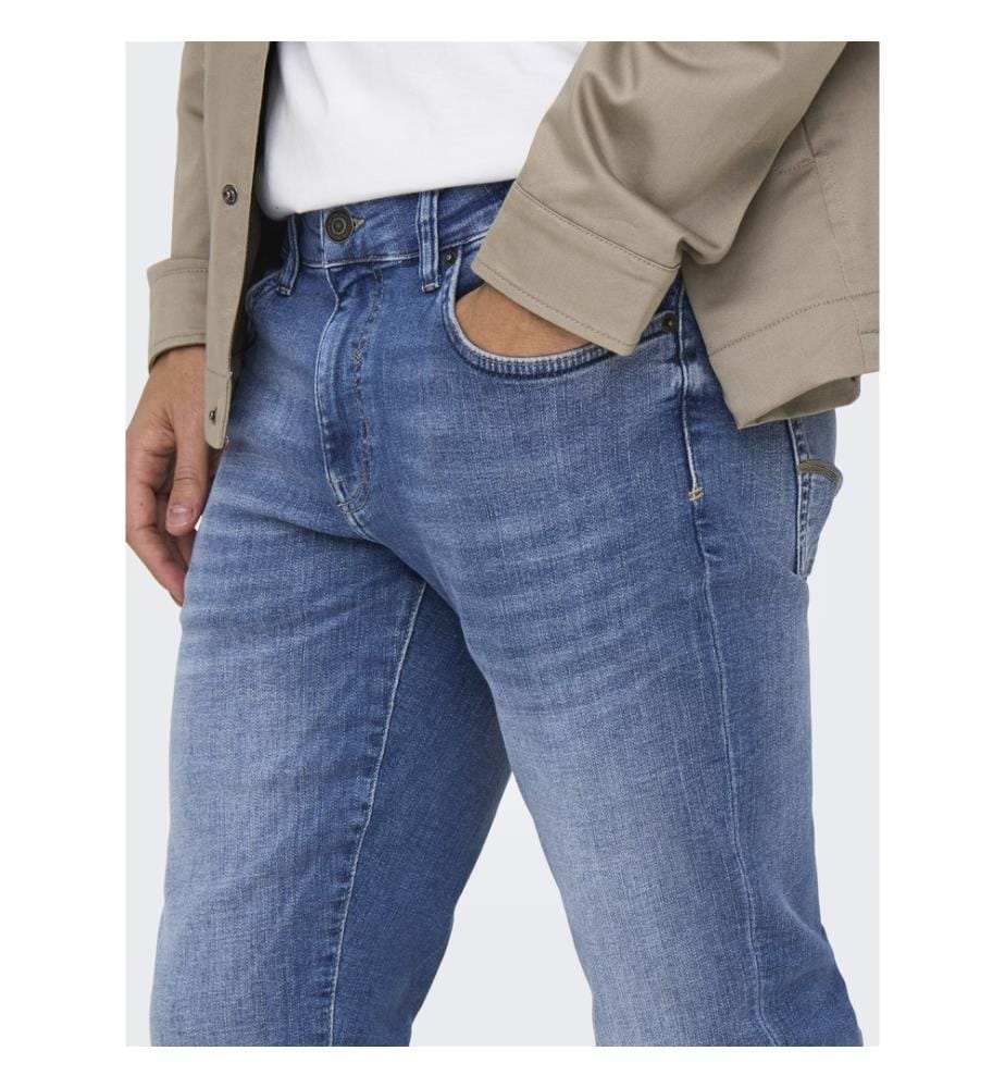 Jeans - Medium Blue Denim