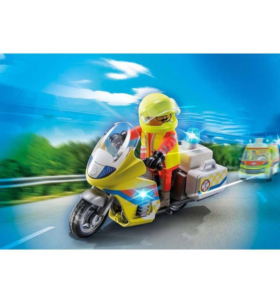 Emergency doctor with motorcycle and light effect - 71205