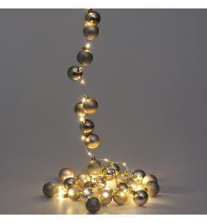 Weihnachtskugeln mit LED Lichterkette Champagner Christbaumkugeln