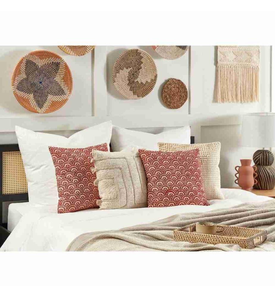 Set de 2 Coussins Rouge Crème Motif Géométrique en Coton 45 x 45 cm Design Rétro Accessoires de Décoration Salon Canapé