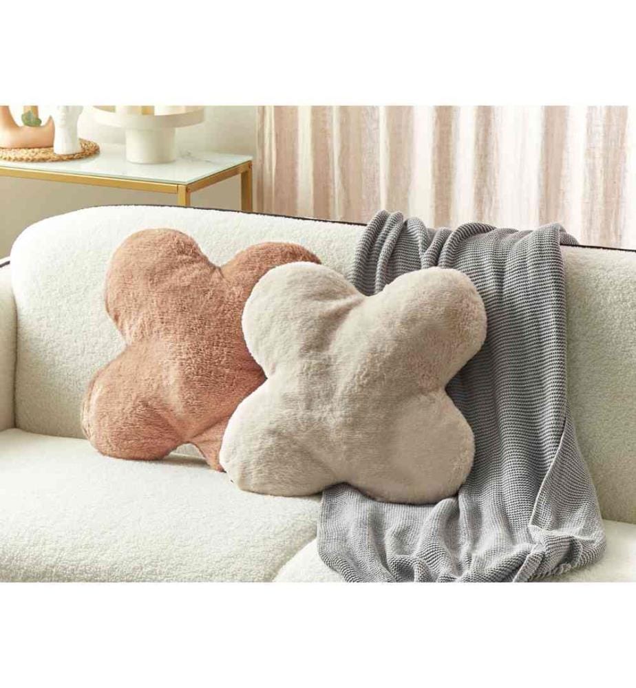 Dekokissen 2er Set Beige und Hellbraun Felloptik mit Füllung 54x54 cm X-Form Modern Wohnzimmer Schlafzimmer Ausstattung Sofakissen Zierkissen