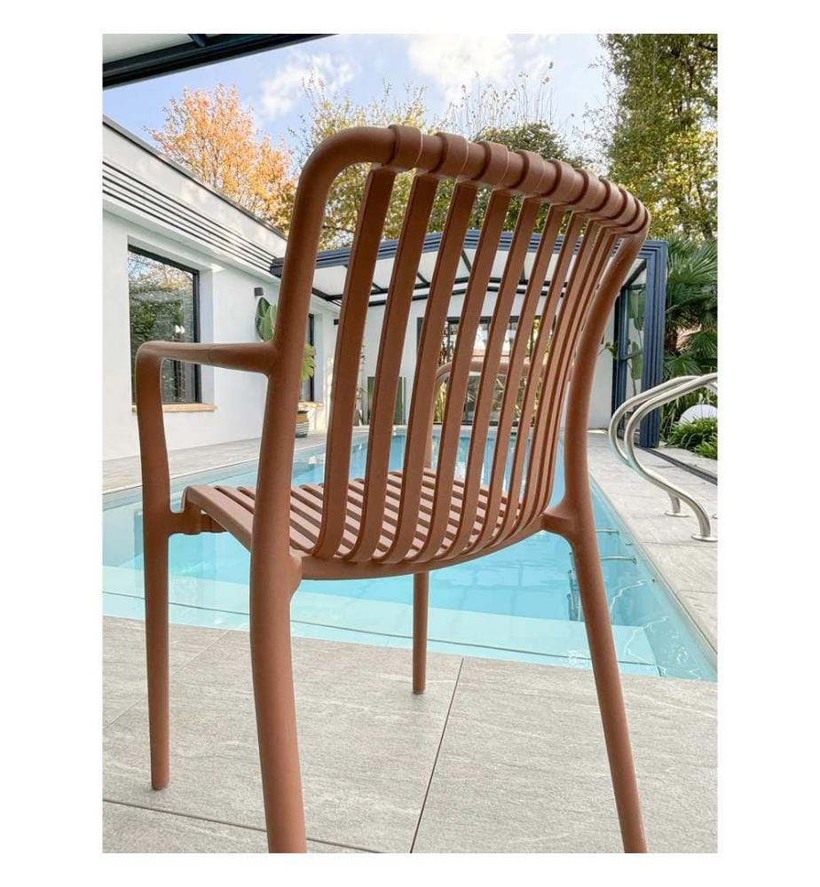Set di 2 sedie da giardino impilabili in polipropilene TIAGO - TERRACOTTA