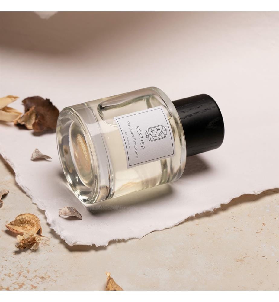 Parisian Embrace Eau de Parfum - 10 ml