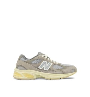 Sneaker 2010 Grey Days - Grau
