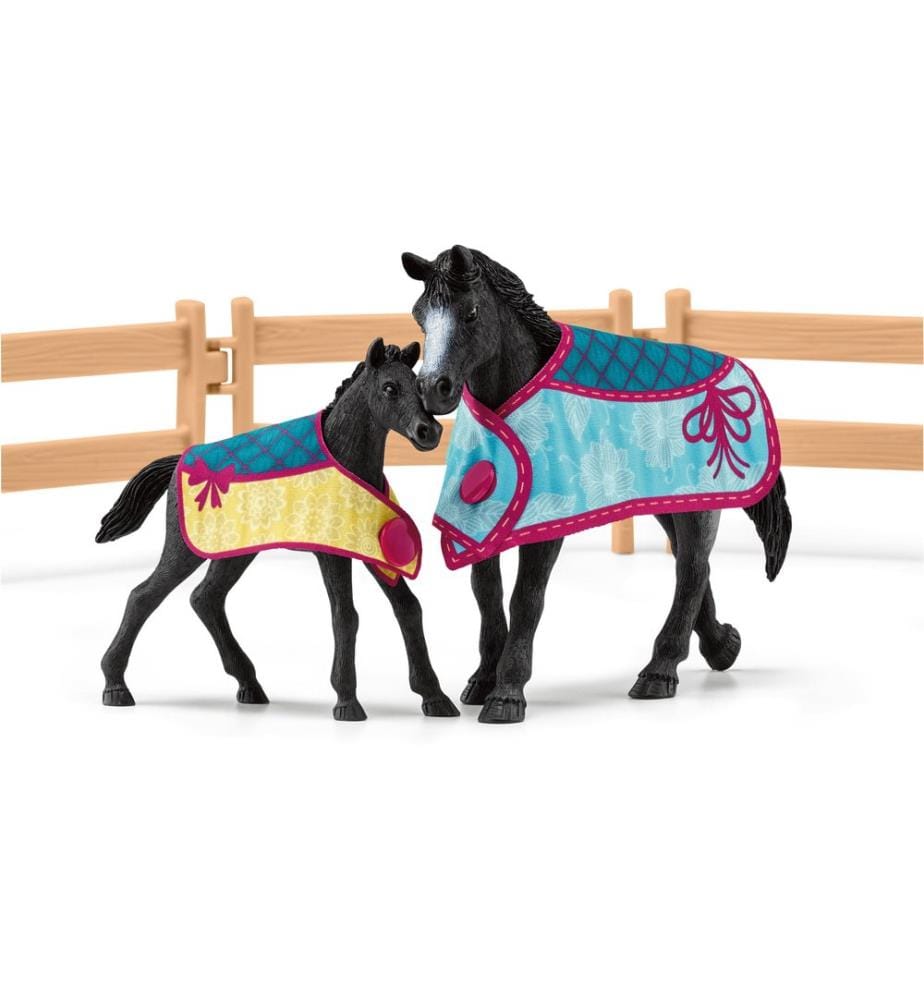 SCHLEICH - Ensemble de pions Horse Club Box pour chevaux avec jument et poulain