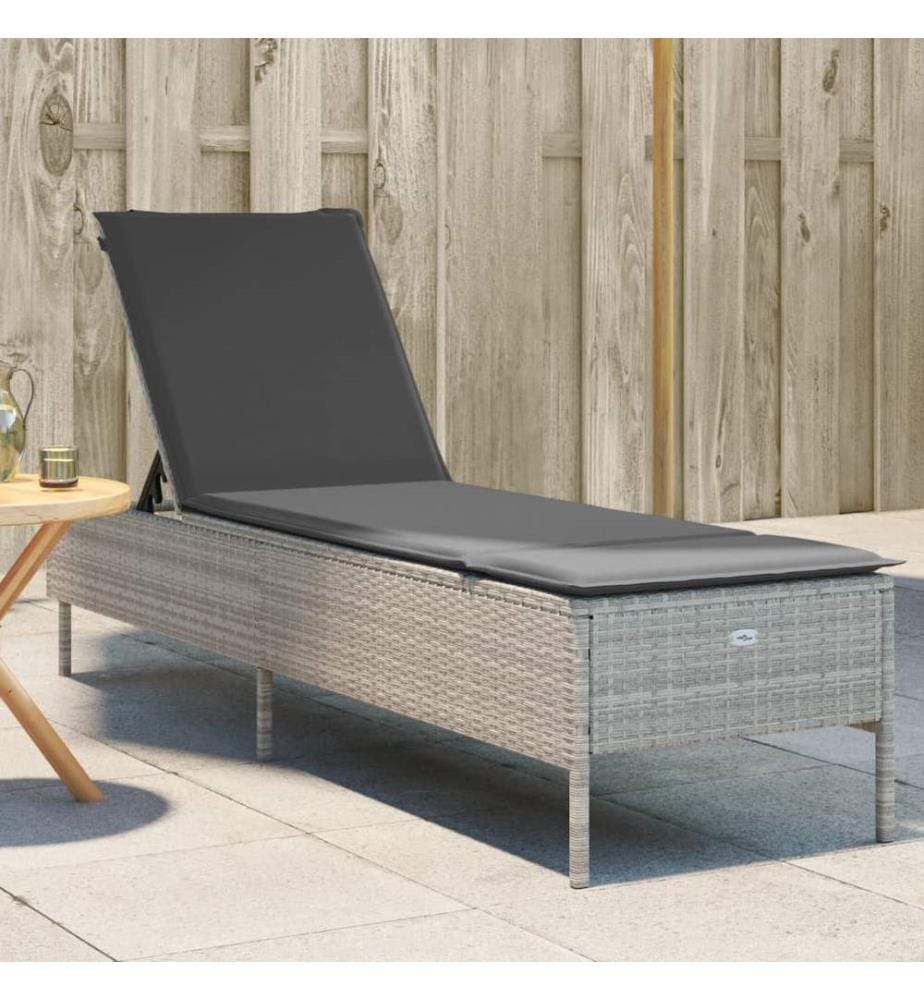 vidaXL Chaise longue avec coussin gris clair résine tressée