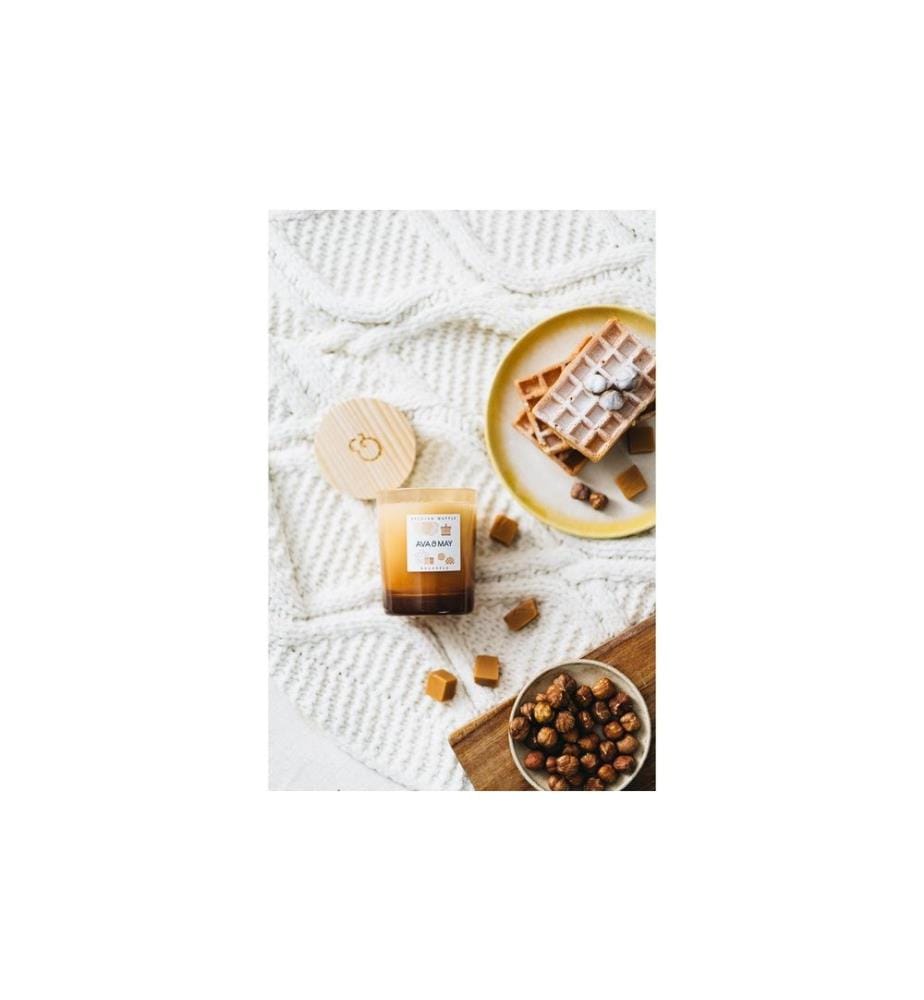 AVA & MAY - Bougie parfumée Belgian Waffle 180 g