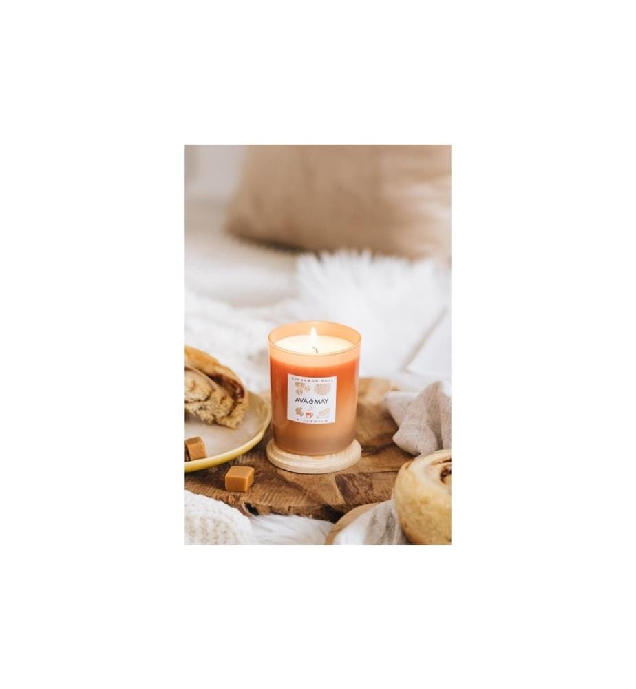 AVA & MAY - Duftkerze Cinnamon roll 180 g