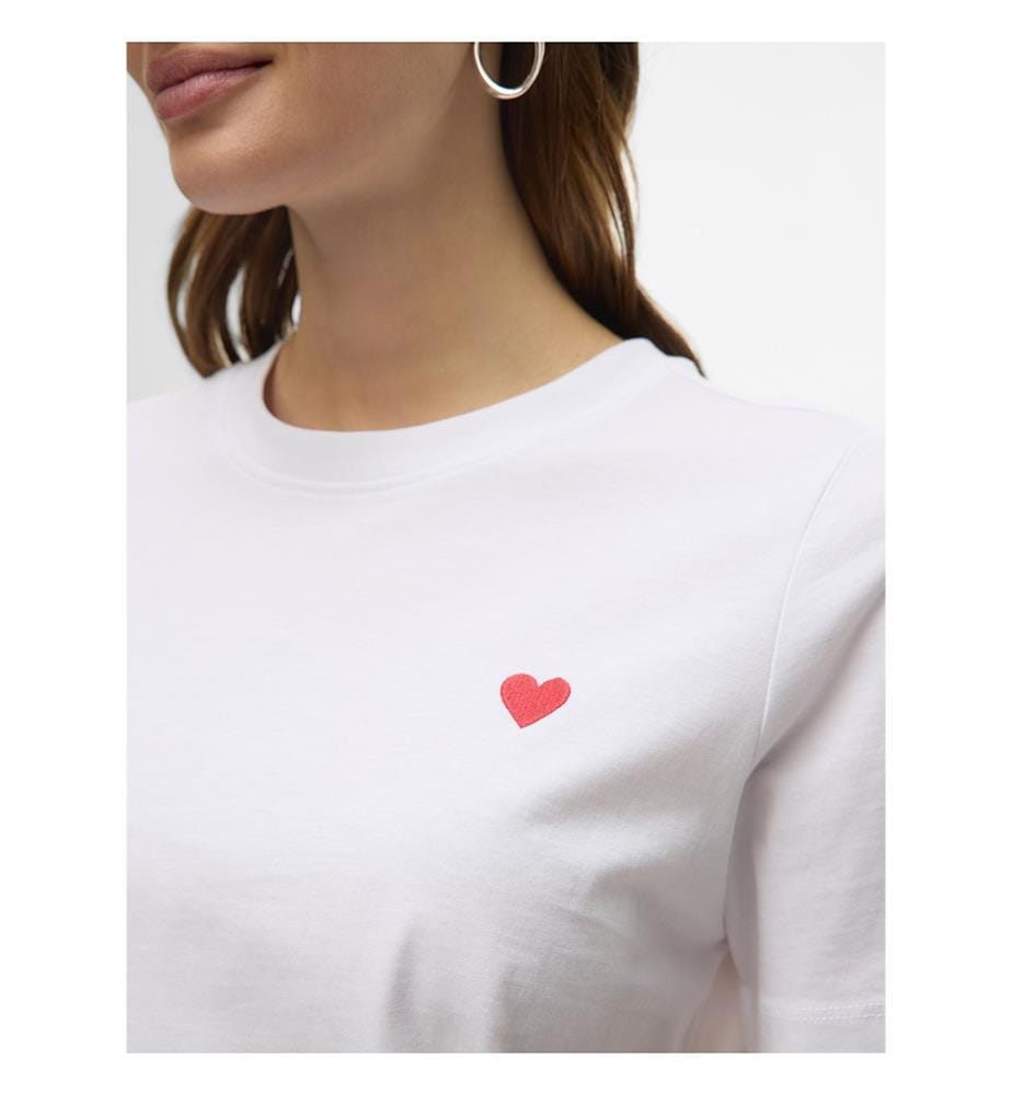 T-Shirt - Bright White Red Heart