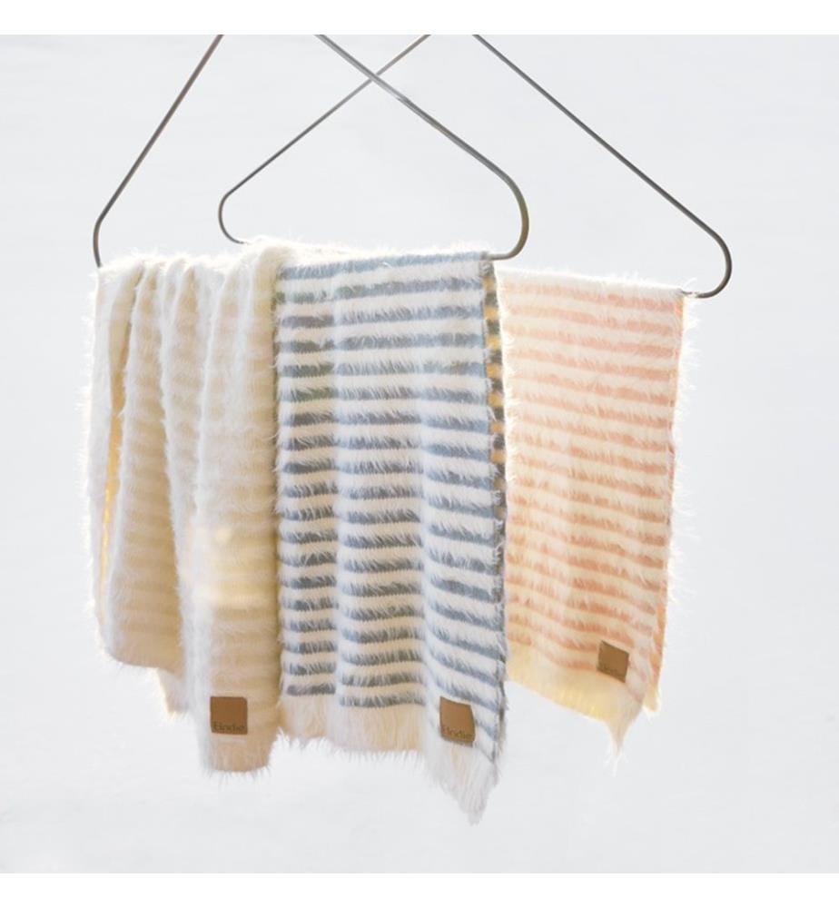 Babydecke Furry Knit Vanilla White