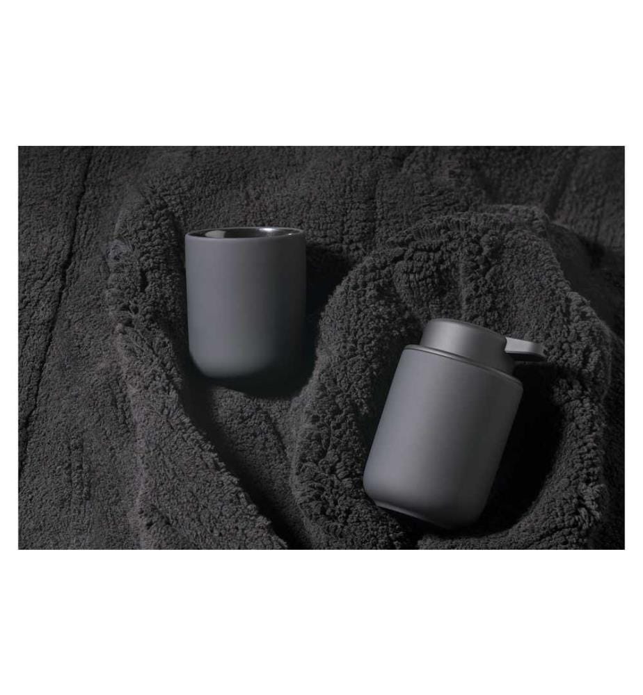 ZONE DENMARK - Seifenspender Ume 450 ml, Schwarz