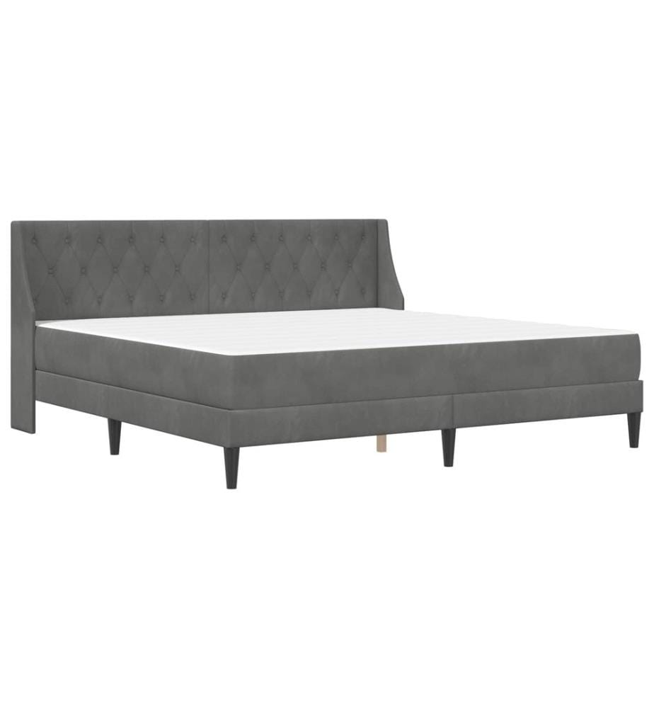 Bettgestell mit Matratze Dunkelgrau 200 x 200 cm Samt