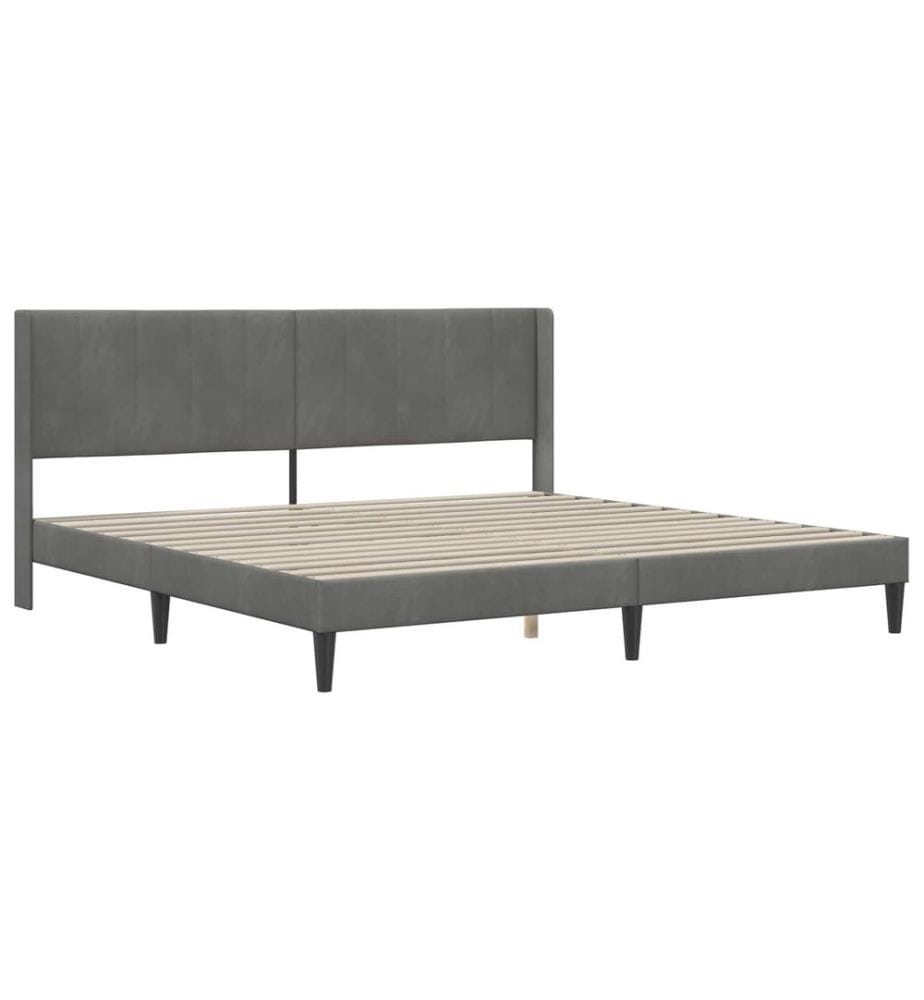 Bettgestell mit Matratze Dunkelgrau 200 x 200 cm Samt