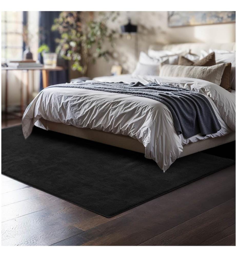 Rug Zonelle - short pile and ultra-soft, rectangular or round - black, 120 x 170 cm