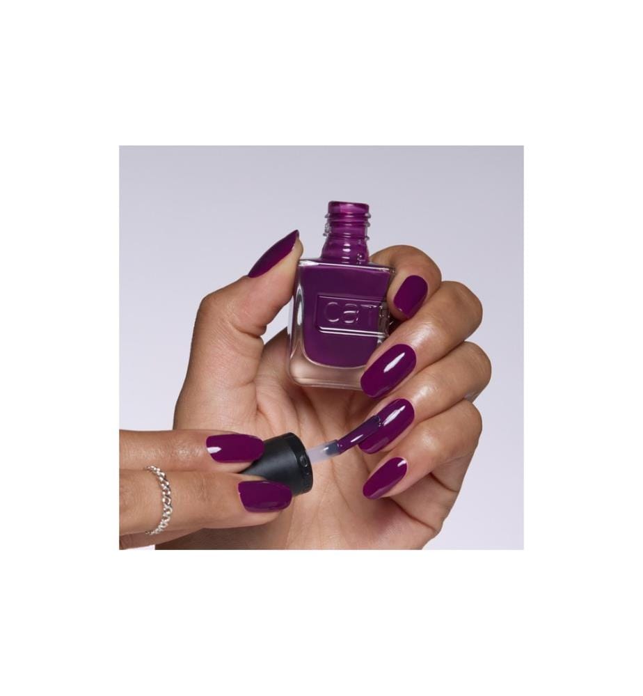 Catrice - Vernis à ongles Gel Affair 023 Plum-believable