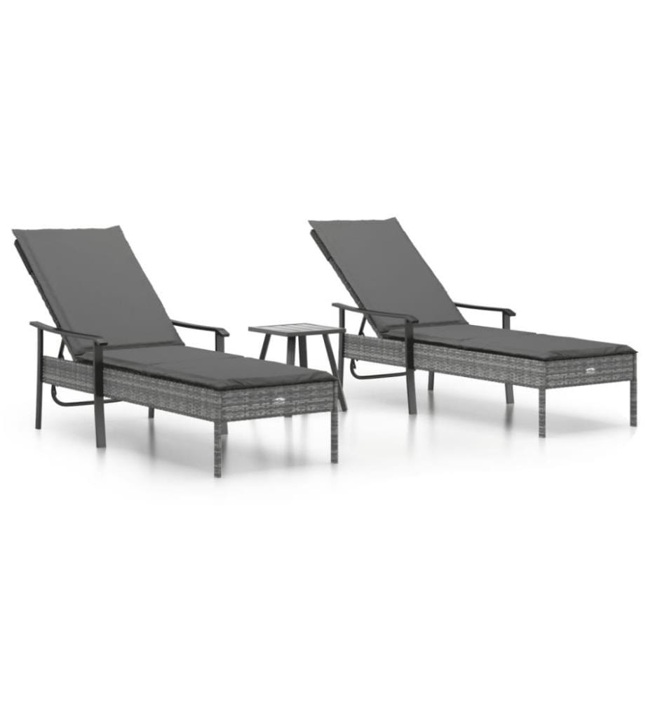 Sonnenliegen 2 Stk. mit Tisch und Auflagen Grau Poly Rattan