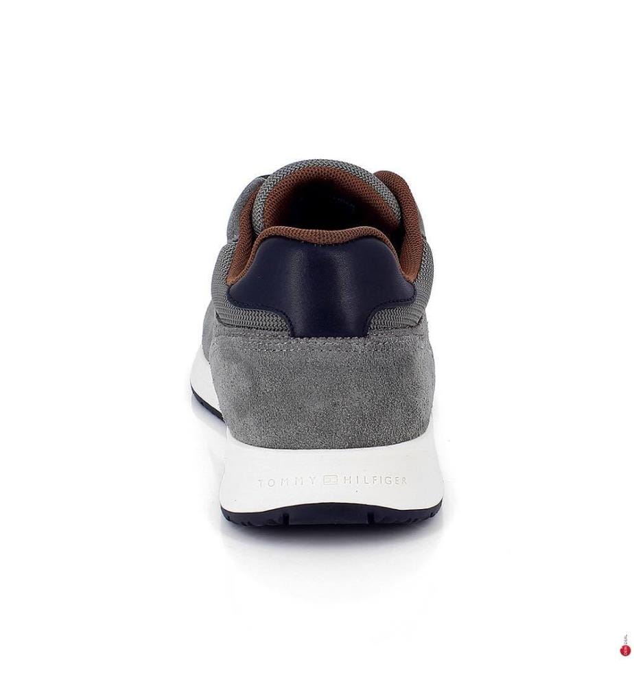 Sneakers - Grau