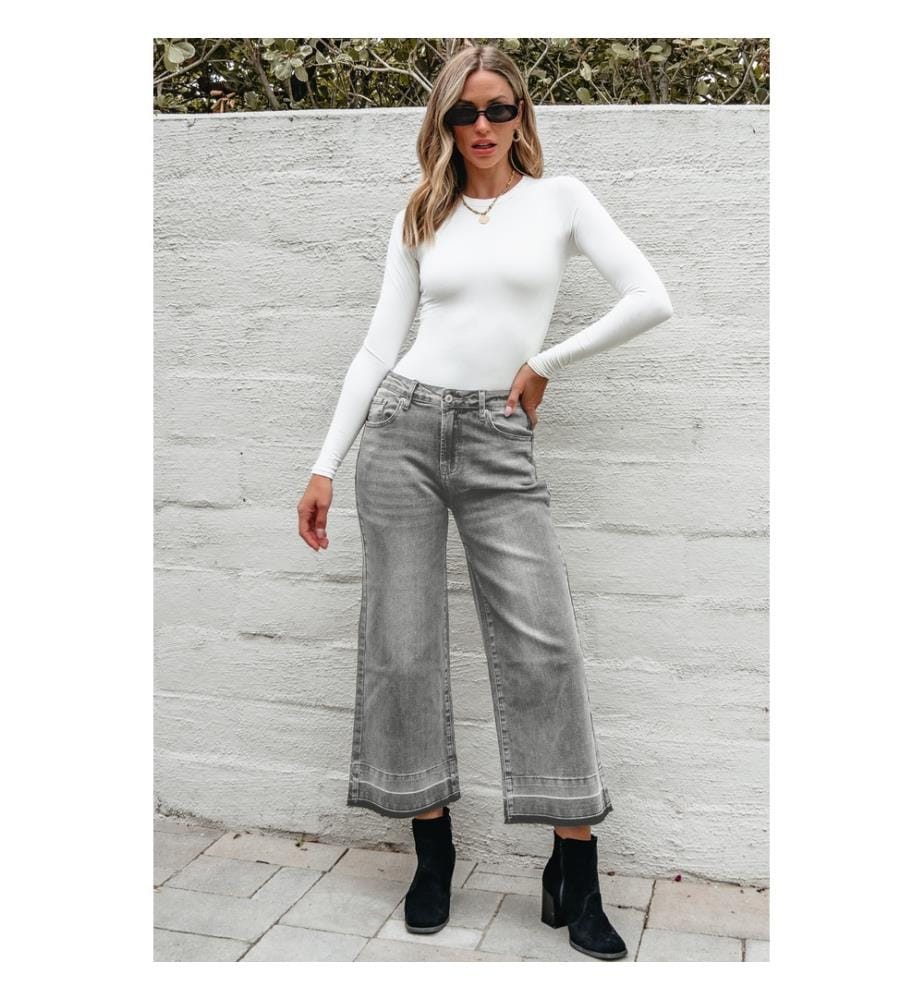 Jeans mit rauem Saum - Grau