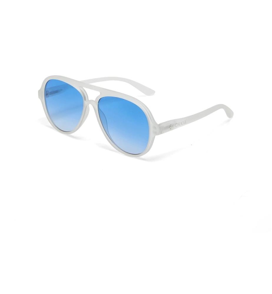 OKKIA - Sonnenbrille Alessio Translucent Clear, Dark Blue Lens