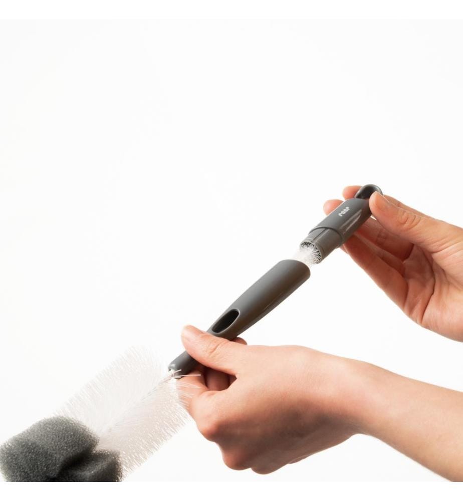 Brosse pour biberons et tétines avec éponge